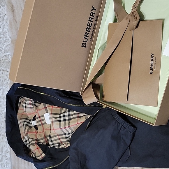 Authentic Burberry Vintage Check-lined Hooded Jacket Kids 8Y